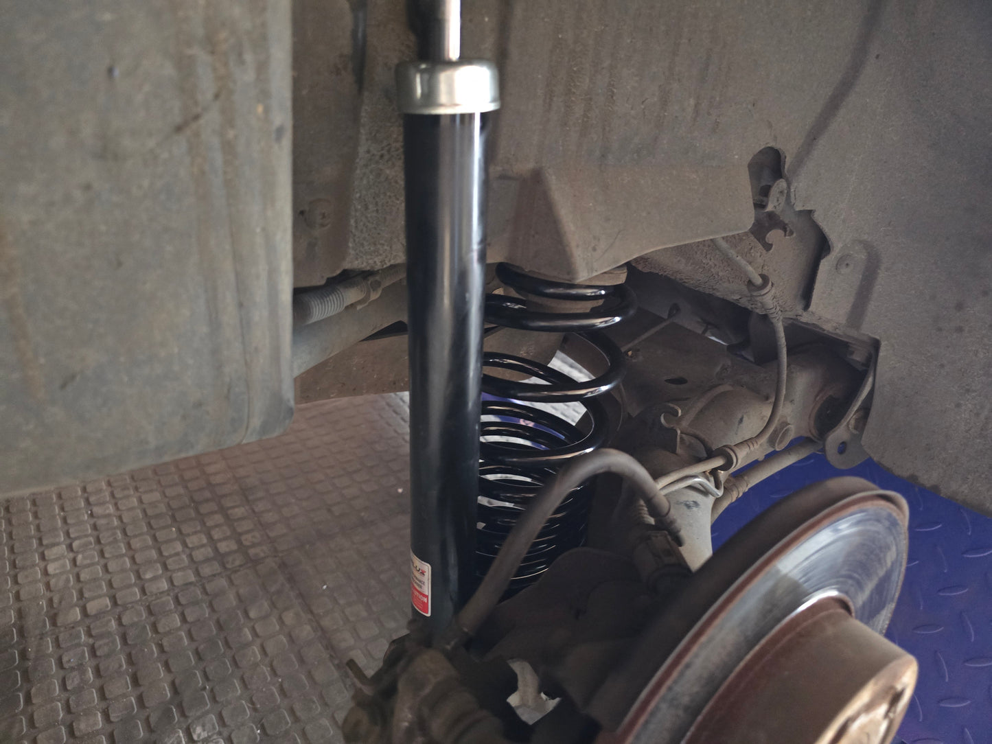 VW Golf Mk4 Airlux Coilovers